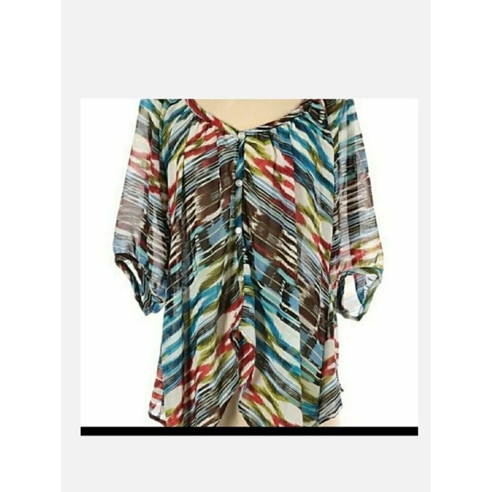 HALO Vibrant Handkerchief Button Front Blouse Medium